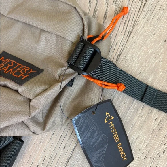 Mystery Ranch bag - NWT - Picture 7 of 10